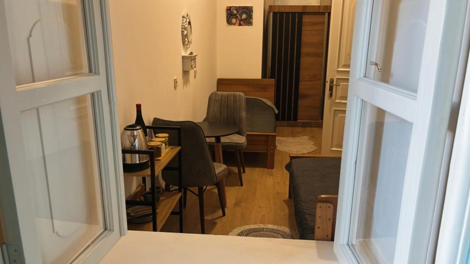 Salomes Guest Room Tbilisi Ngoại thất bức ảnh